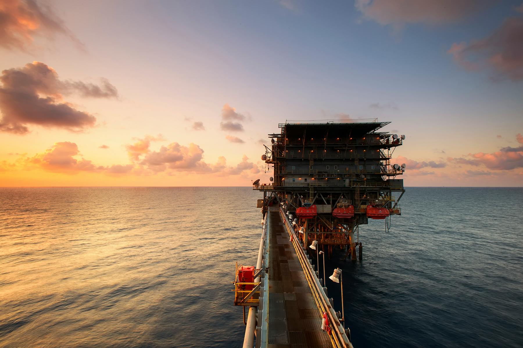 Gloom as oil price drops; more uncertainty looms-By Emeka Eke Editor-in-chief, GlobalFocus Media