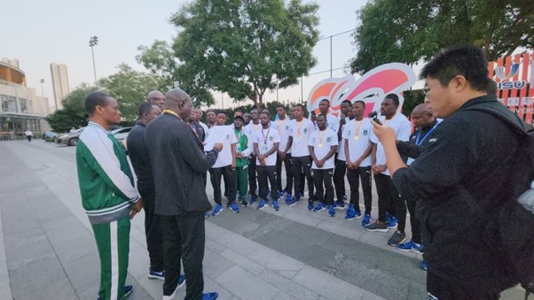 Ghana’s Ambassador to China, H.E. Kojo Bonsu Surprises UDS World Champions with Visit in Dalian